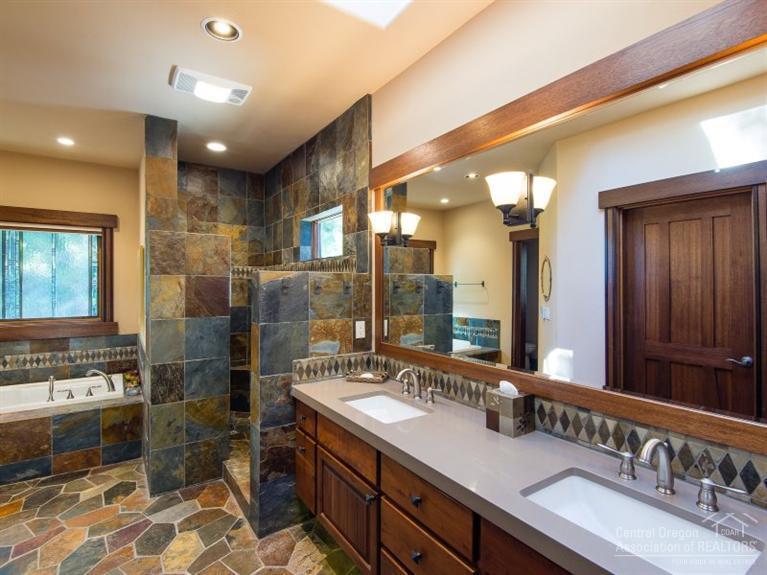 Broken Top - Residential