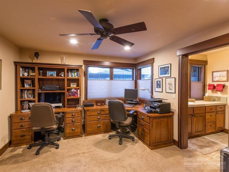 Broken Top - Residential