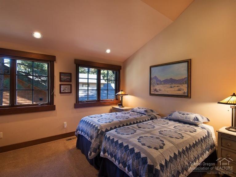 Broken Top - Residential