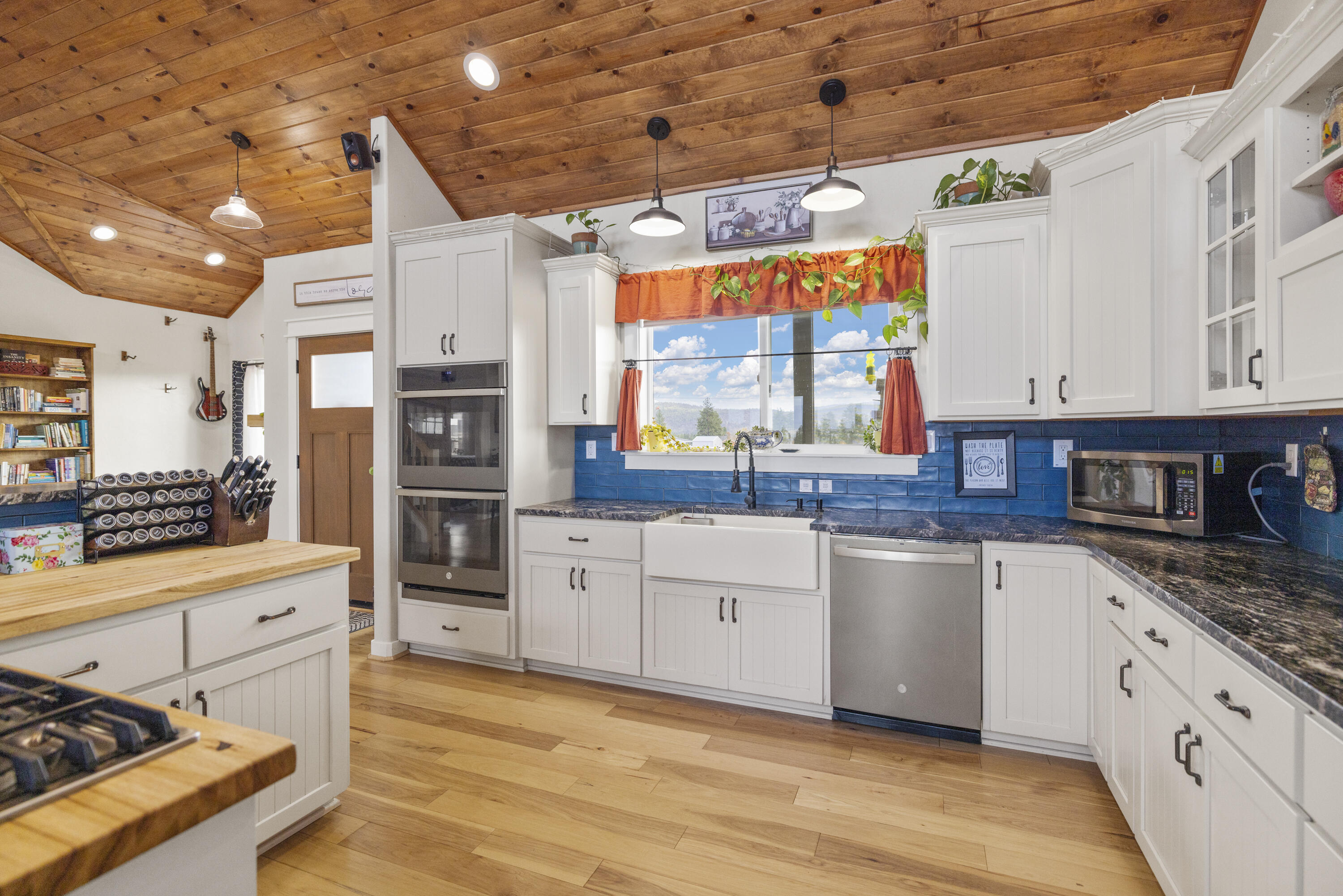 Oregon Shores - Residential