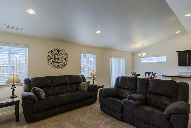 Obsidian Trails - Residential