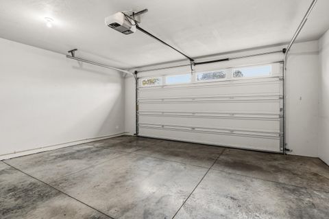 Tiny photo for 191 Mellecker Way, Medford, OR 97501 (MLS # 220211684)