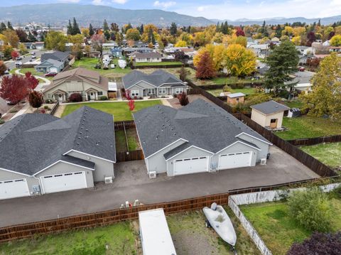 Tiny photo for 191 Mellecker Way, Medford, OR 97501 (MLS # 220211684)