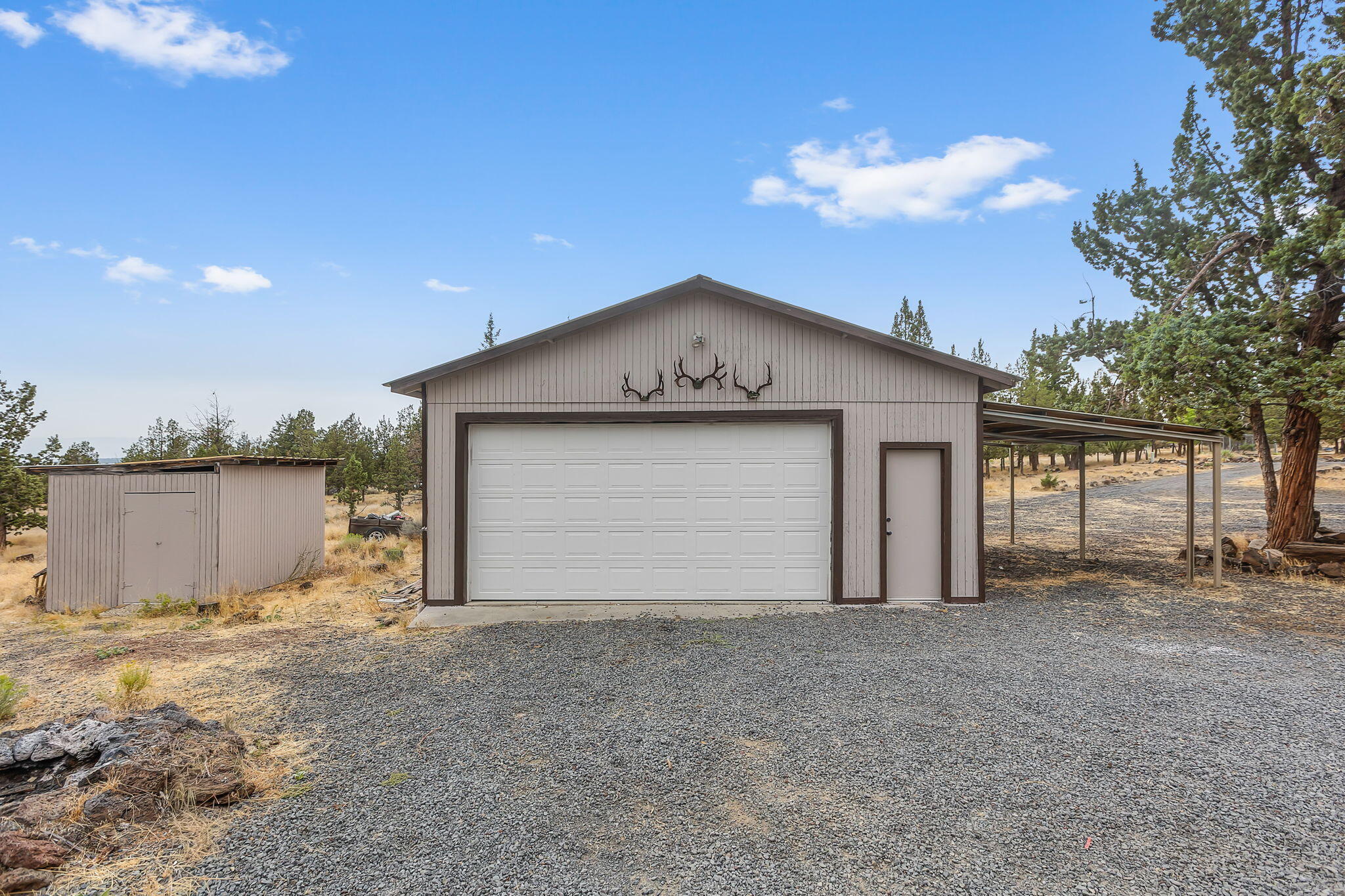 Round Butte - Residential