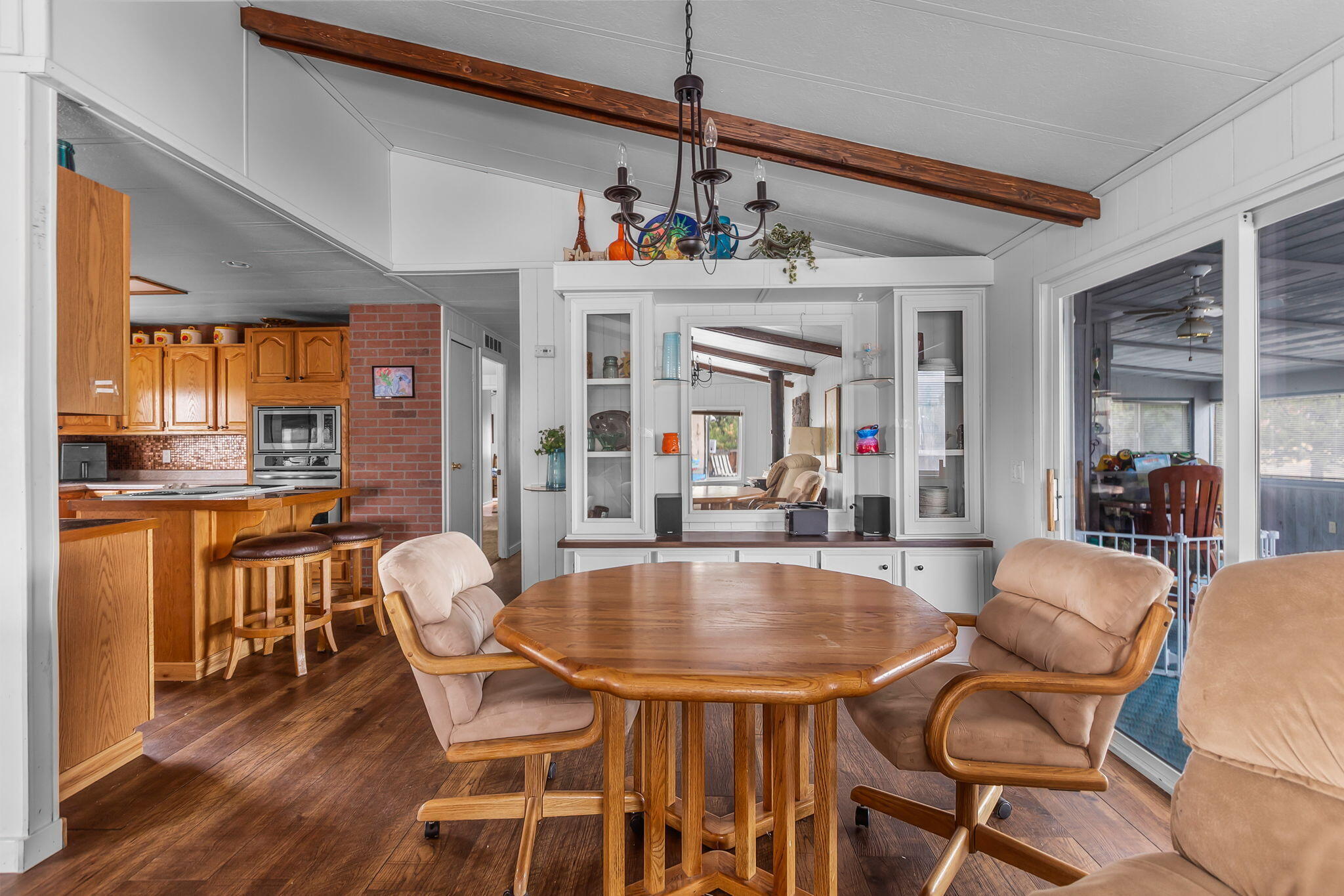 Round Butte - Residential