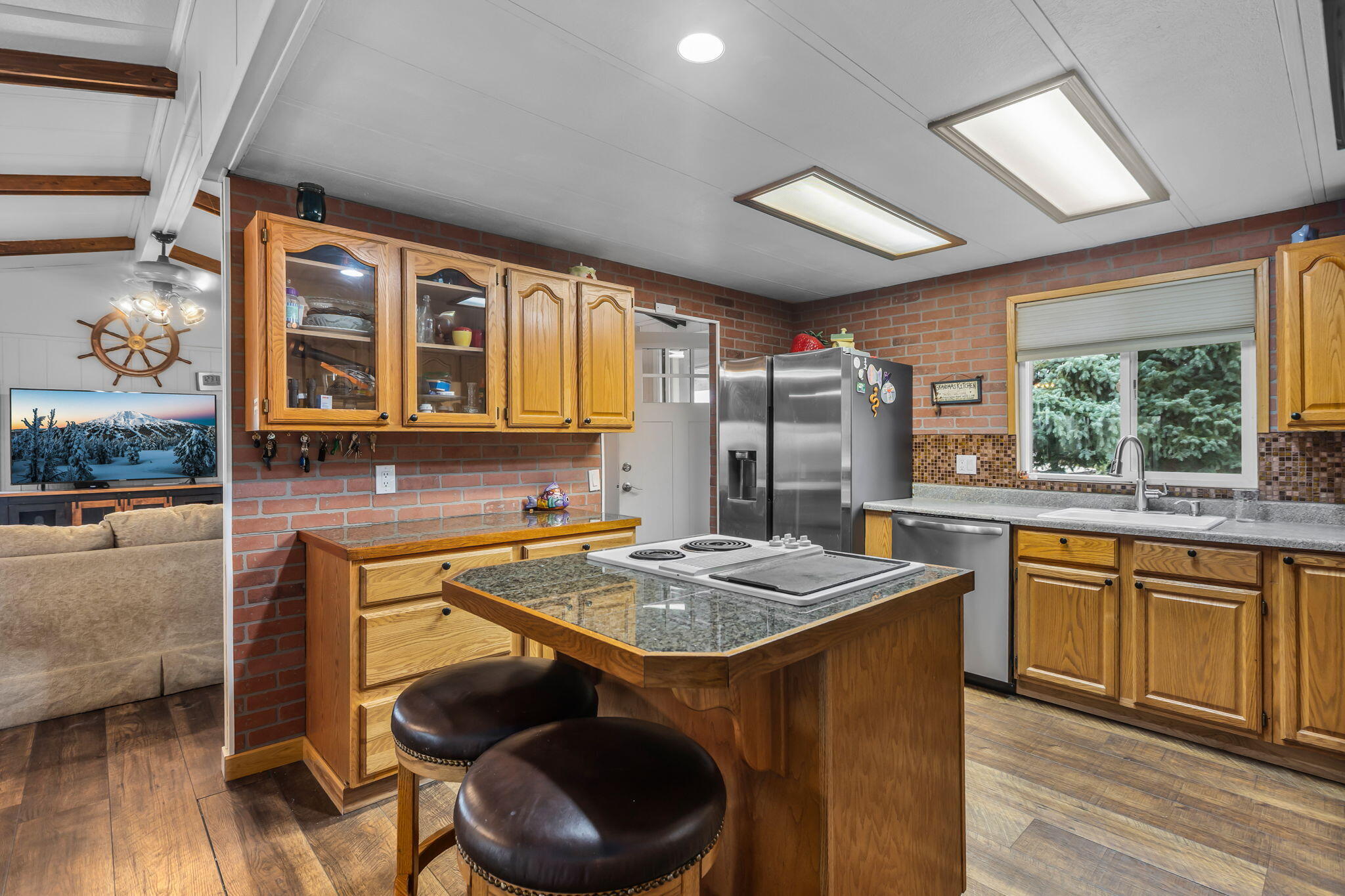 Round Butte - Residential