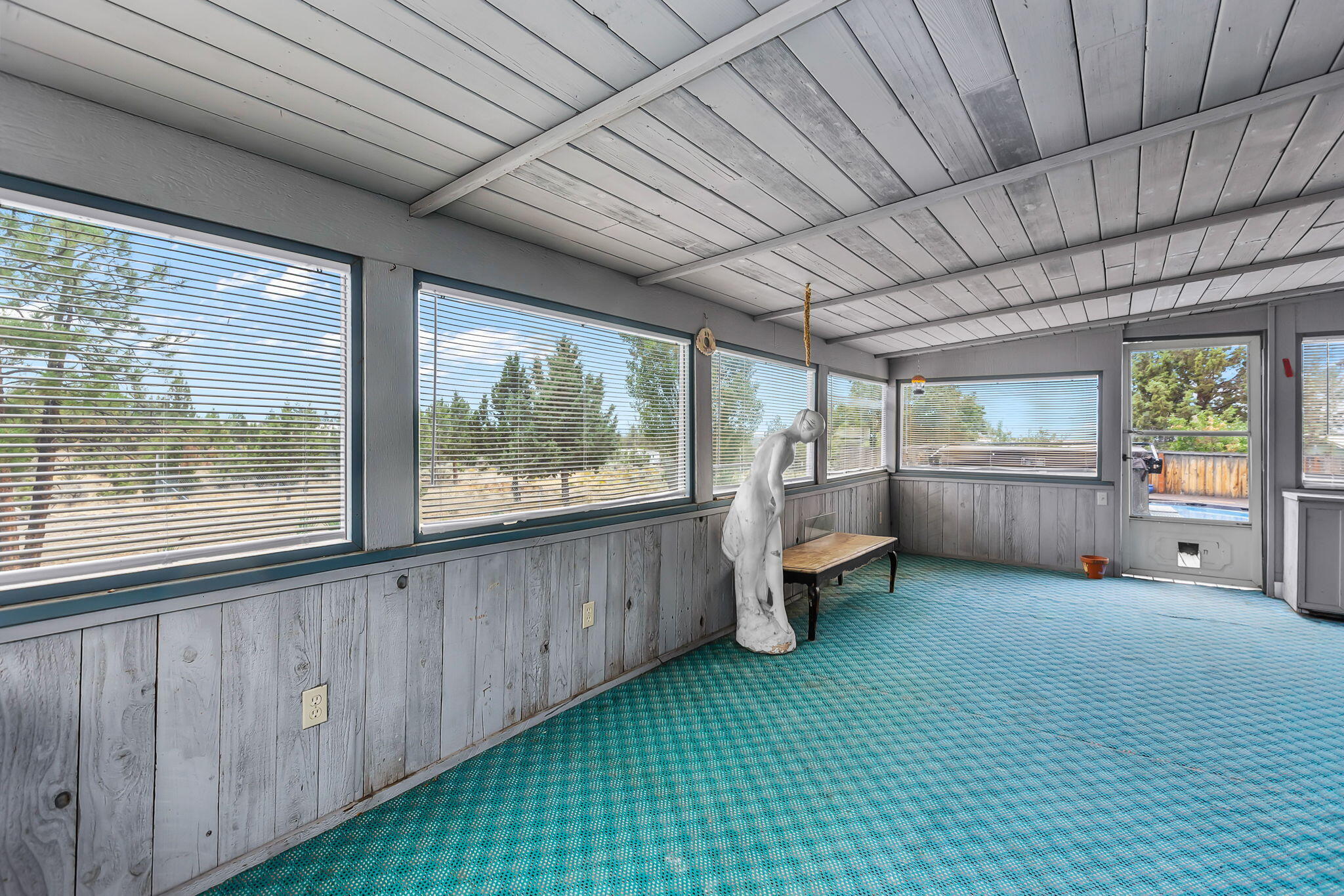 Round Butte - Residential