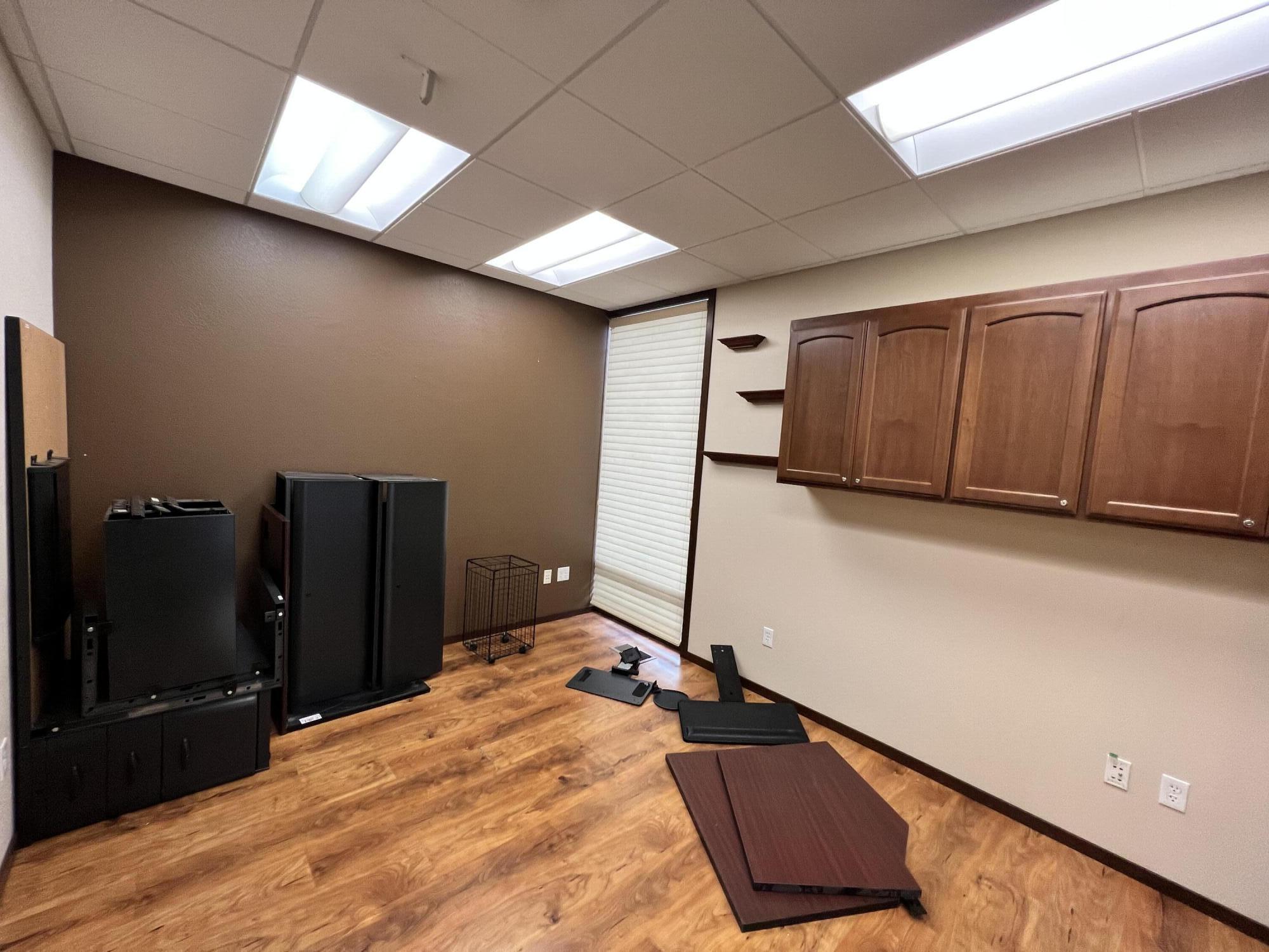 Alderwood Office Park - Commercial Lease