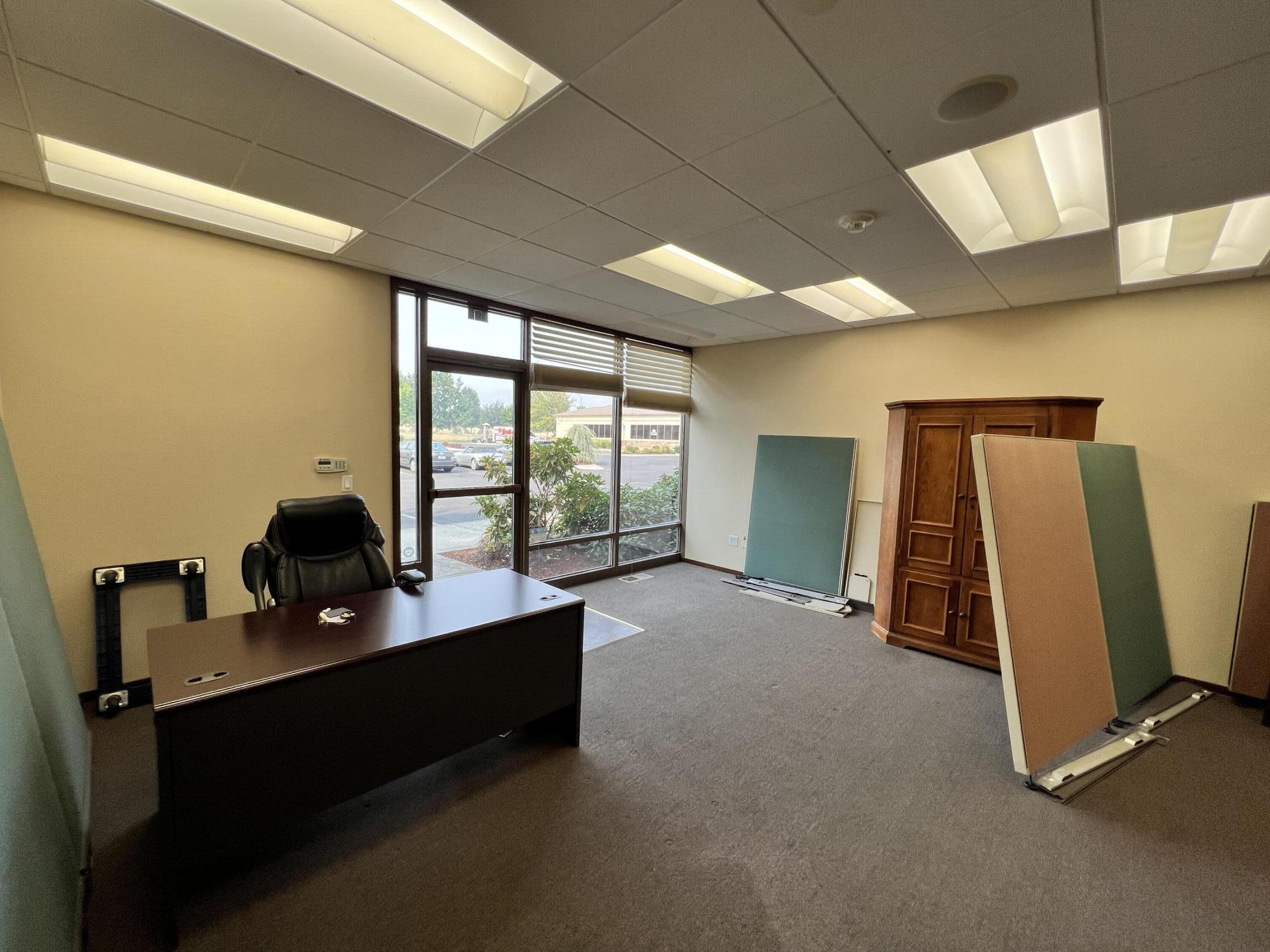 Alderwood Office Park - Commercial Lease