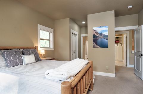 Tiny photo for 61388 Big Eddy Circle, Bend, OR 97702 (MLS # 220220126)