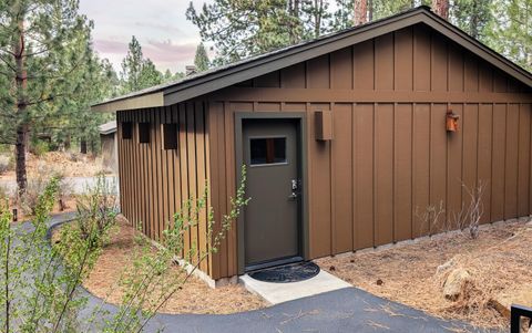 Tiny photo for 61388 Big Eddy Circle, Bend, OR 97702 (MLS # 220220126)