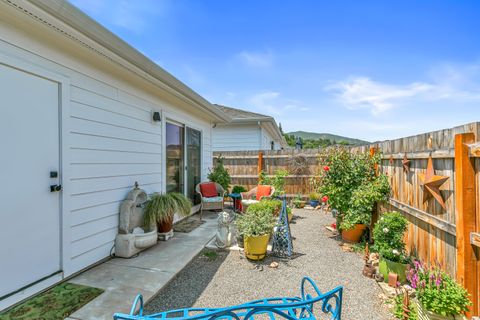 Tiny photo for 583 Coffee Lane, Ashland, OR 97520 (MLS # 220214851)
