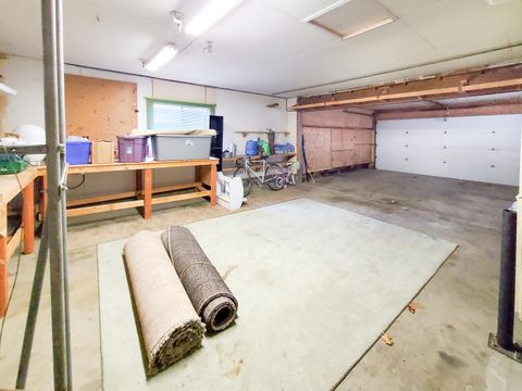 Tiny photo for 1540 NE Bear Creek Road, Bend, OR 97701 (MLS # 220215591)