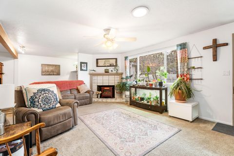 Tiny photo for 1540 NE Bear Creek Road, Bend, OR 97701 (MLS # 220215591)