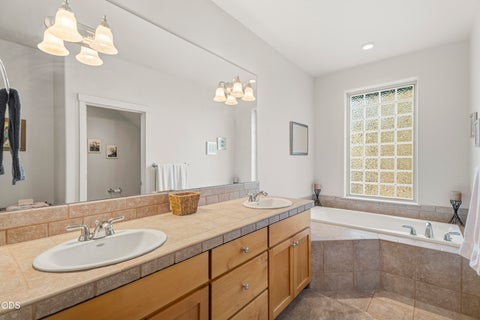 Tiny photo for 743 Sage Country Court, Redmond, OR 97756 (MLS # 220226327)