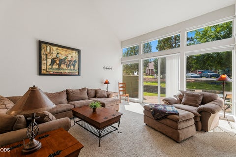 Tiny photo for 743 Sage Country Court, Redmond, OR 97756 (MLS # 220226327)