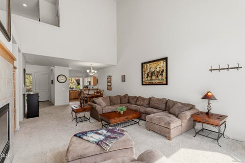 Tiny photo for 743 Sage Country Court, Redmond, OR 97756 (MLS # 220226327)