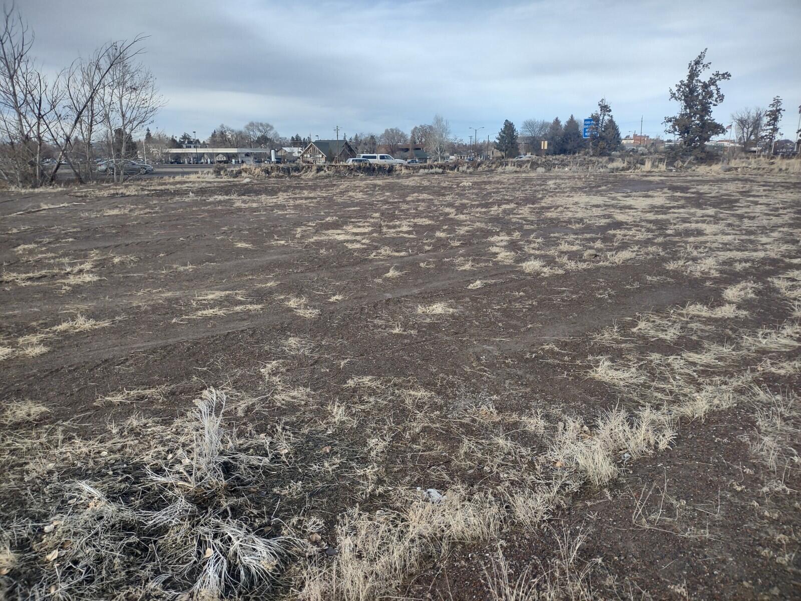 Canal Row - Commercial Sale