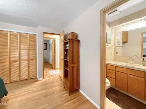 Tiny photo for 2640 NE 8th Street, Bend, OR 97701 (MLS # 220226885)