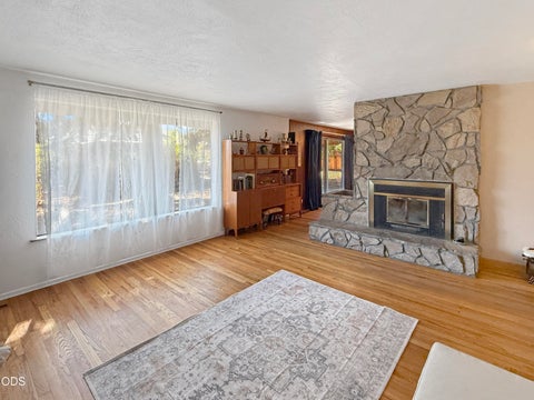 Tiny photo for 2640 NE 8th Street, Bend, OR 97701 (MLS # 220226885)