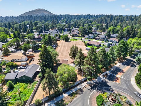 Tiny photo for 2640 NE 8th Street, Bend, OR 97701 (MLS # 220226885)