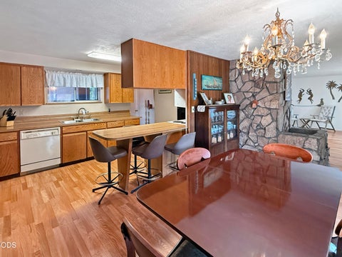 Tiny photo for 2640 NE 8th Street, Bend, OR 97701 (MLS # 220226885)
