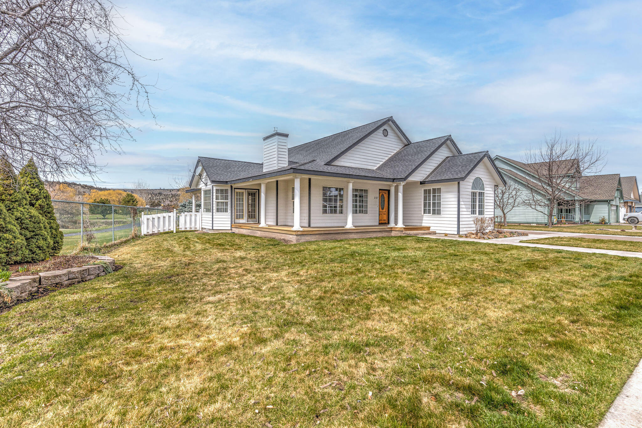 Meadow Lakes Estate - Residential