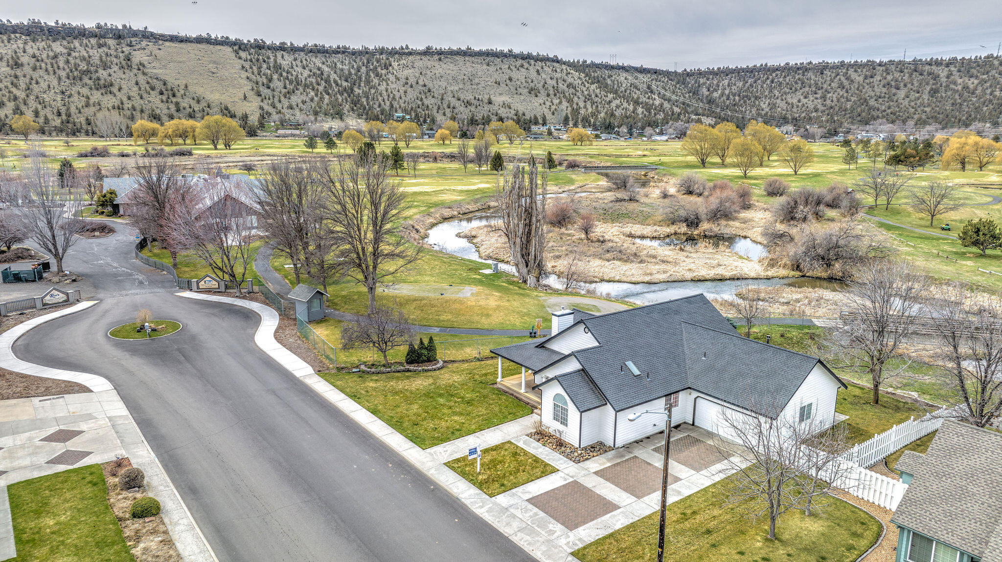 Meadow Lakes Estate - Residential