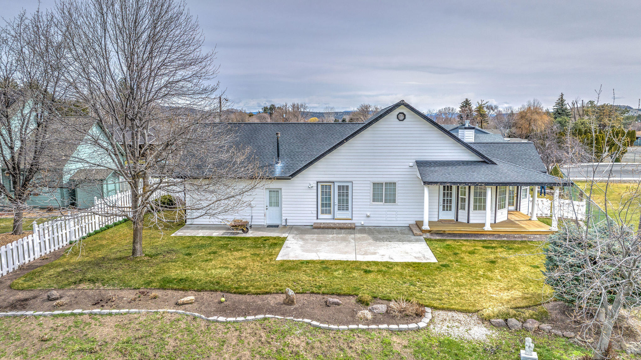 Meadow Lakes Estate - Residential