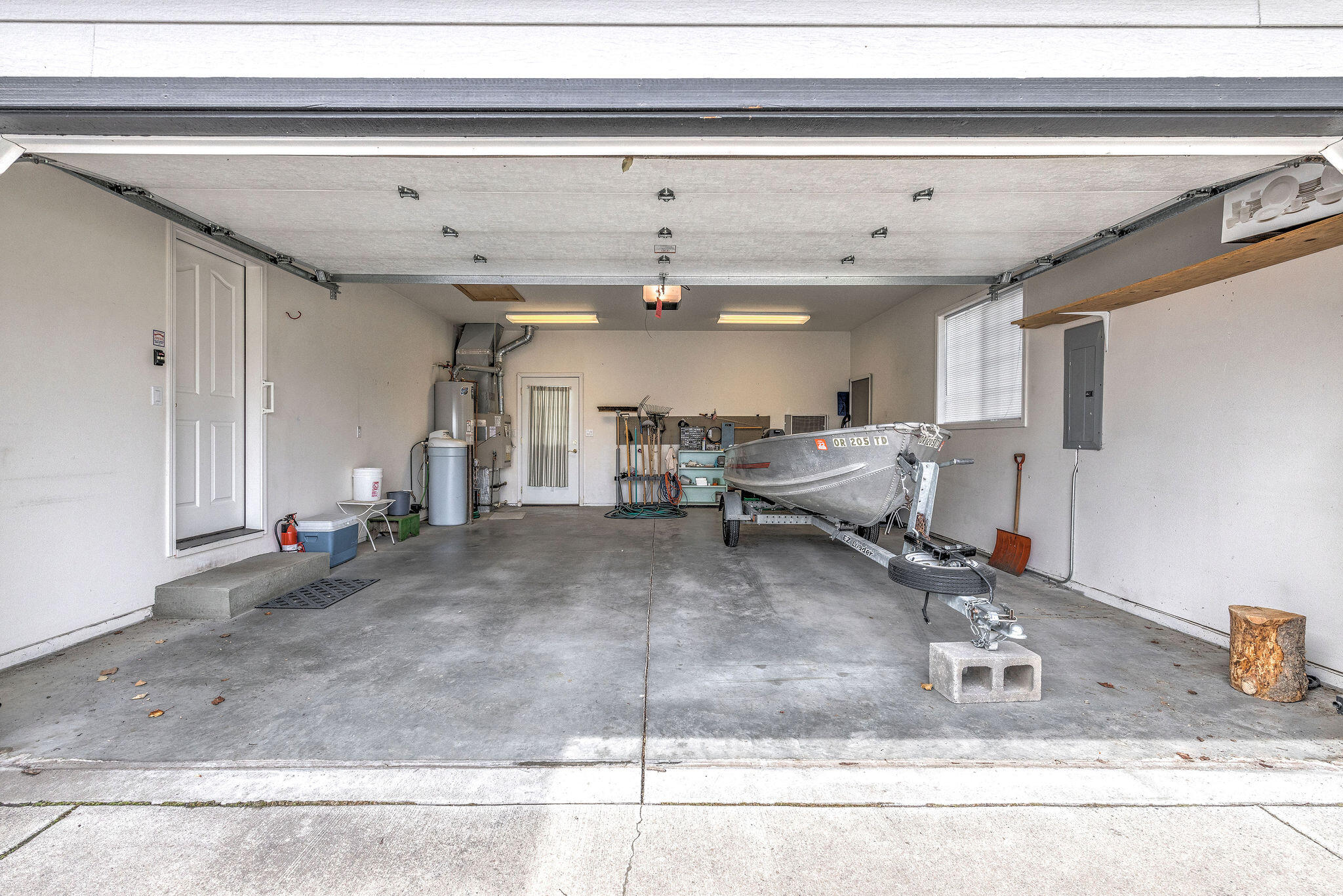 Meadow Lakes Estate - Residential