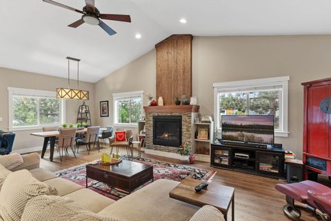 Tiny photo for 2545 NW Awbrey Road, Bend, OR 97703 (MLS # 220215631)