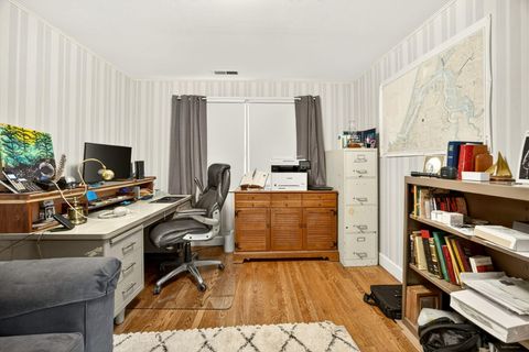 Tiny photo for 1108 S Oakdale Avenue, Medford, OR 97501 (MLS # 220210825)