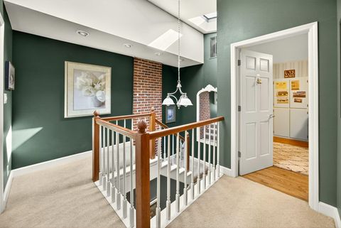 Tiny photo for 1108 S Oakdale Avenue, Medford, OR 97501 (MLS # 220210825)