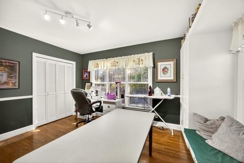 Tiny photo for 1108 S Oakdale Avenue, Medford, OR 97501 (MLS # 220210825)