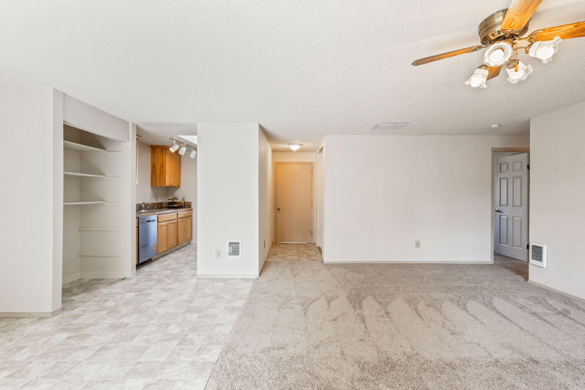 Hillcrest J - Residential