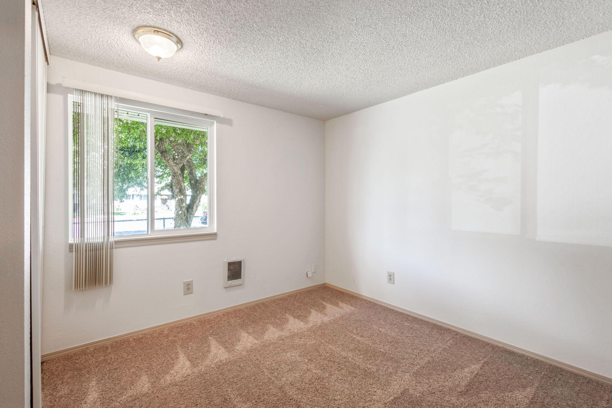 Hillcrest J - Residential