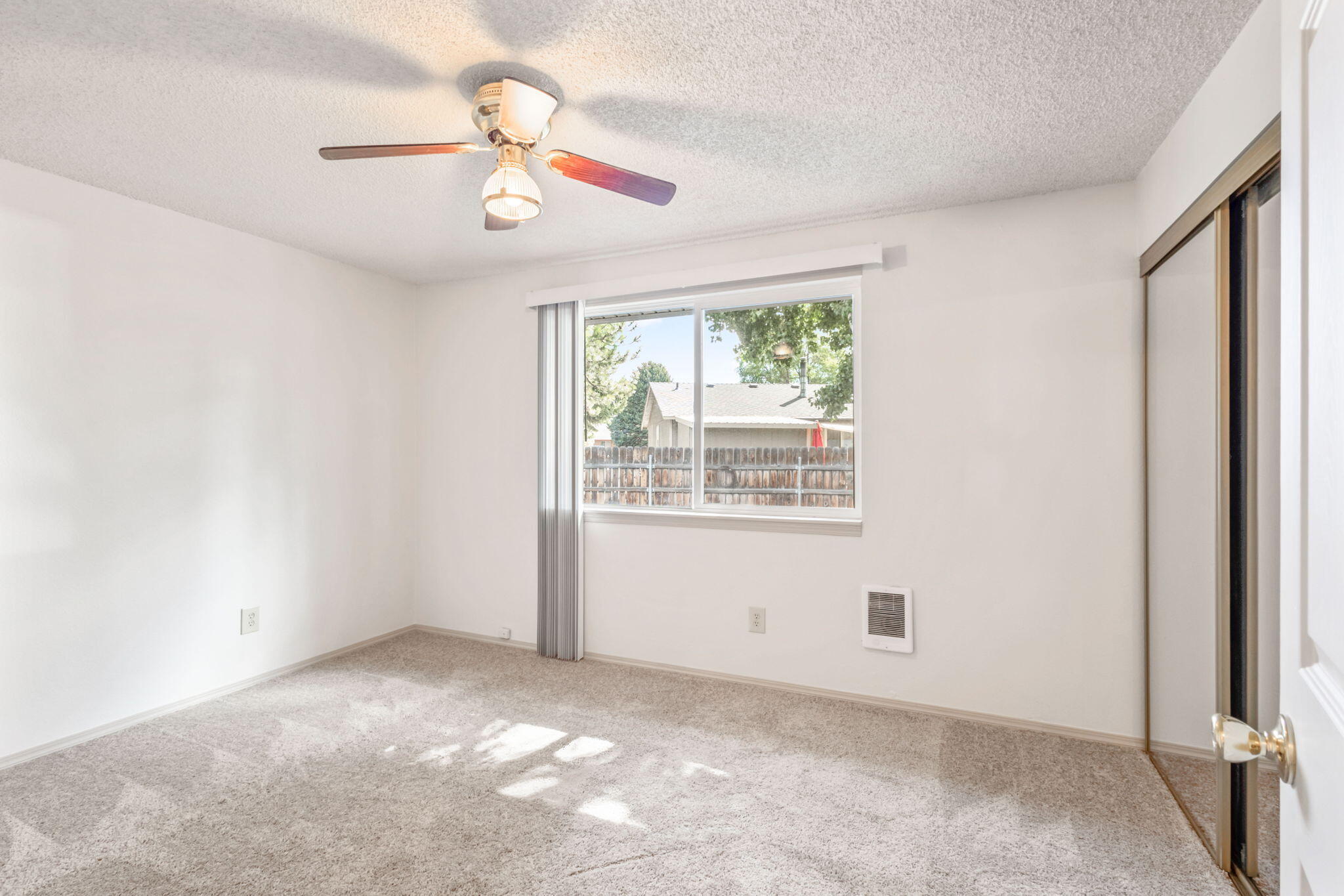 Hillcrest J - Residential