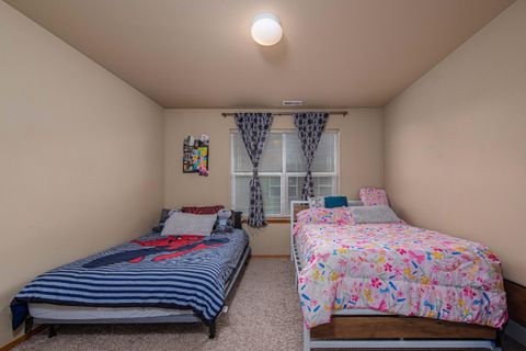 Tiny photo for 2881 SW Indian Circle, Redmond, OR 97756 (MLS # 220213485)