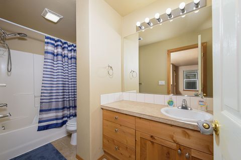 Tiny photo for 2881 SW Indian Circle, Redmond, OR 97756 (MLS # 220213485)