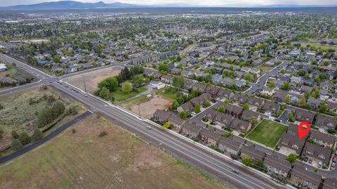 Tiny photo for 2881 SW Indian Circle, Redmond, OR 97756 (MLS # 220213485)