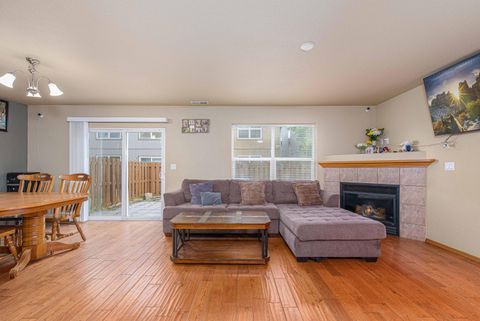 Tiny photo for 2881 SW Indian Circle, Redmond, OR 97756 (MLS # 220213485)