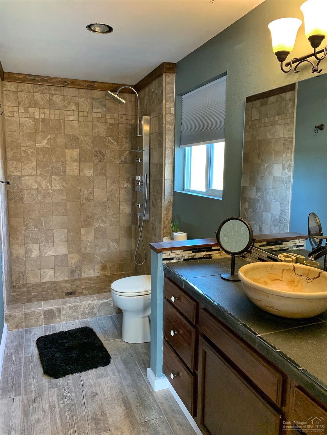 Rock And River - Residential