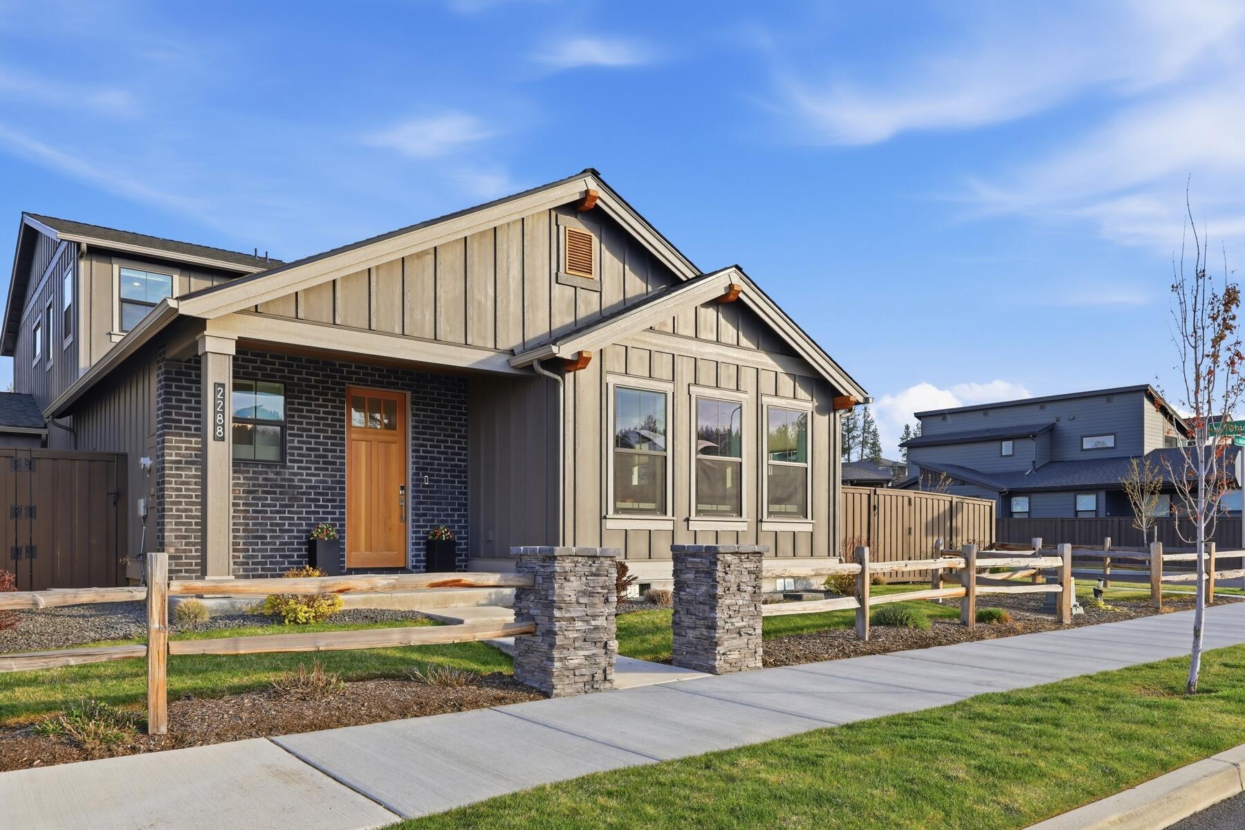 2288 NW Skyline Ranch Road