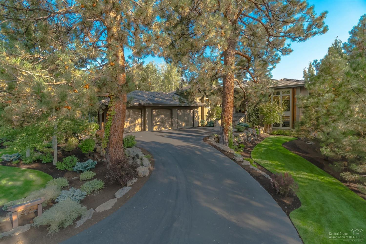 Broken Top - Residential