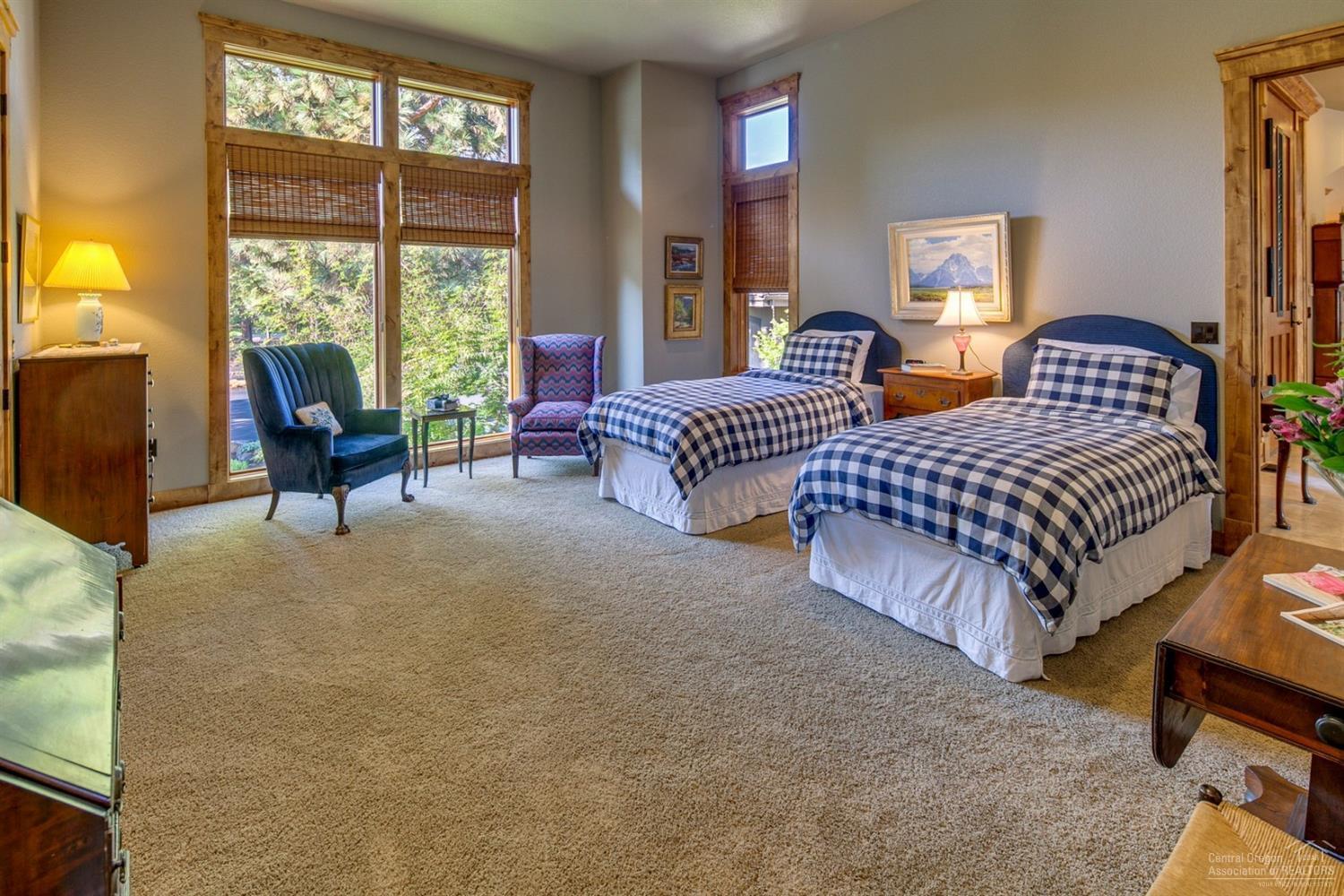 Broken Top - Residential