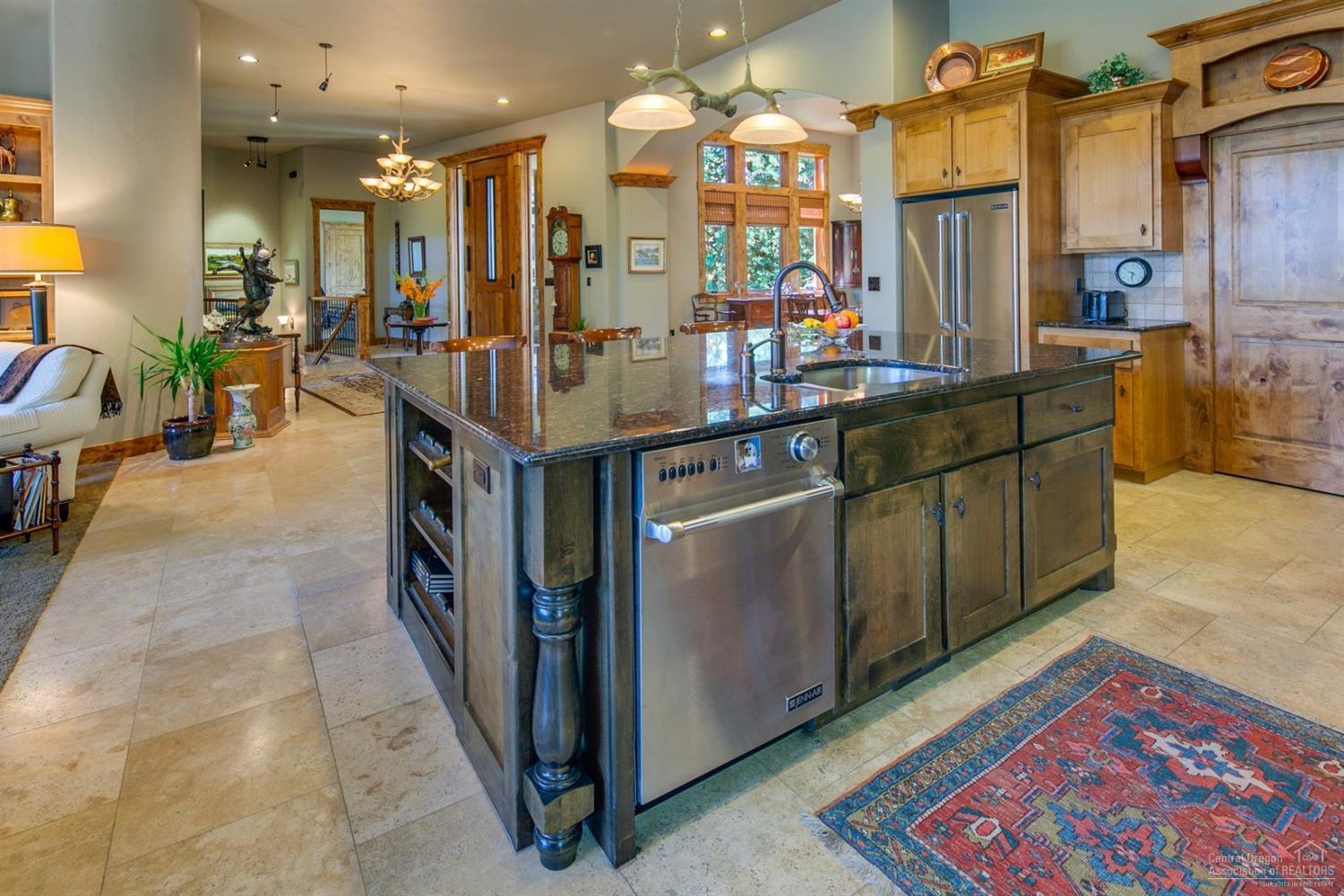 Broken Top - Residential