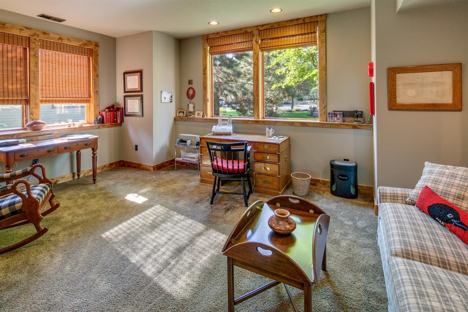 Broken Top - Residential