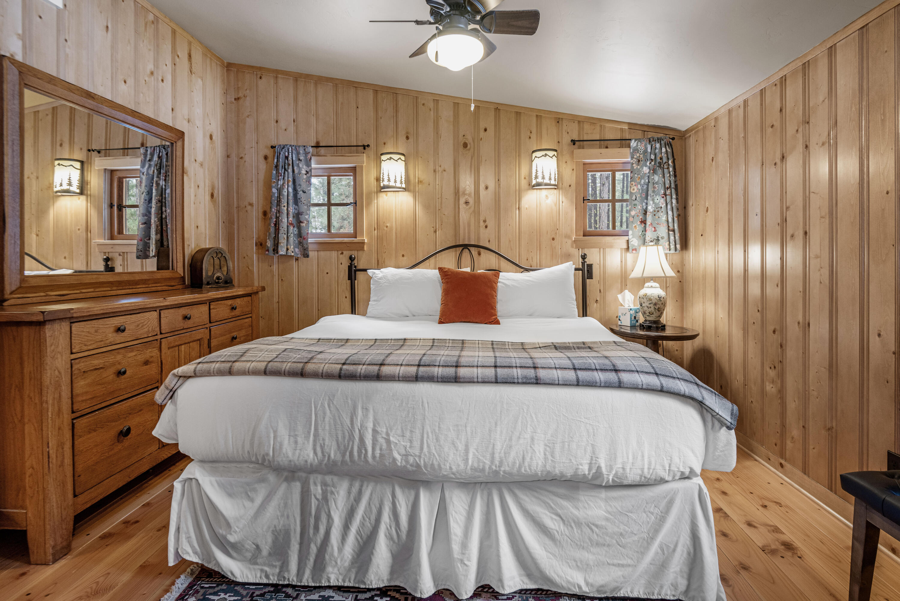 Lake Creek Lodge - Residential