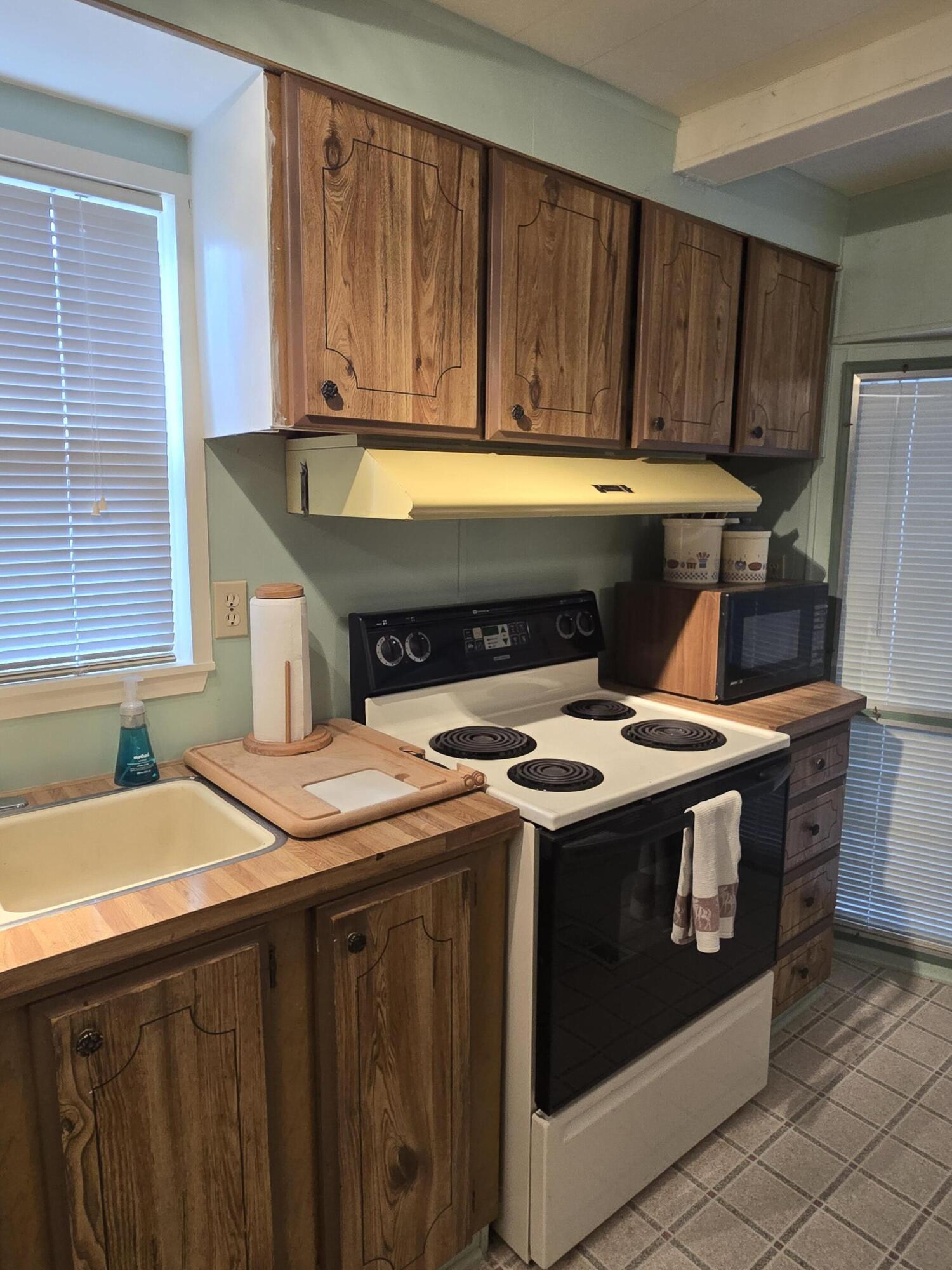 Sun Forest Estates - Residential