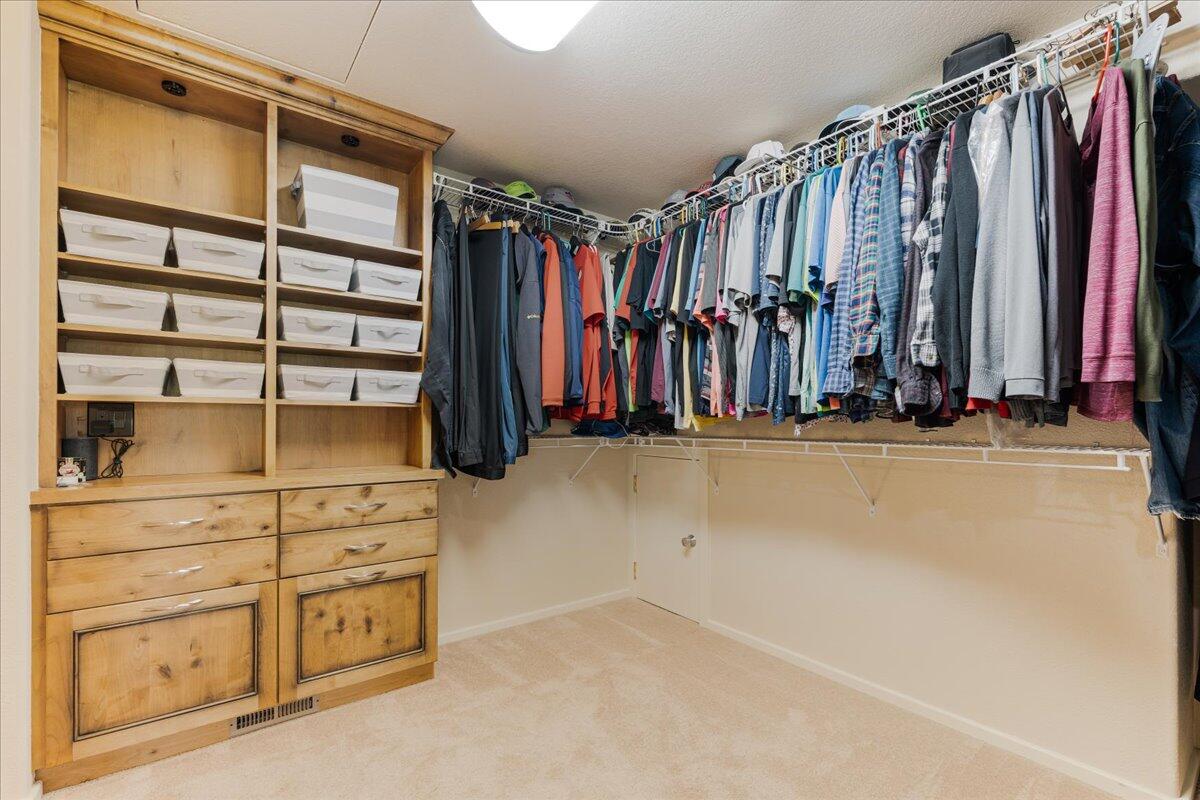 Broken Top - Residential